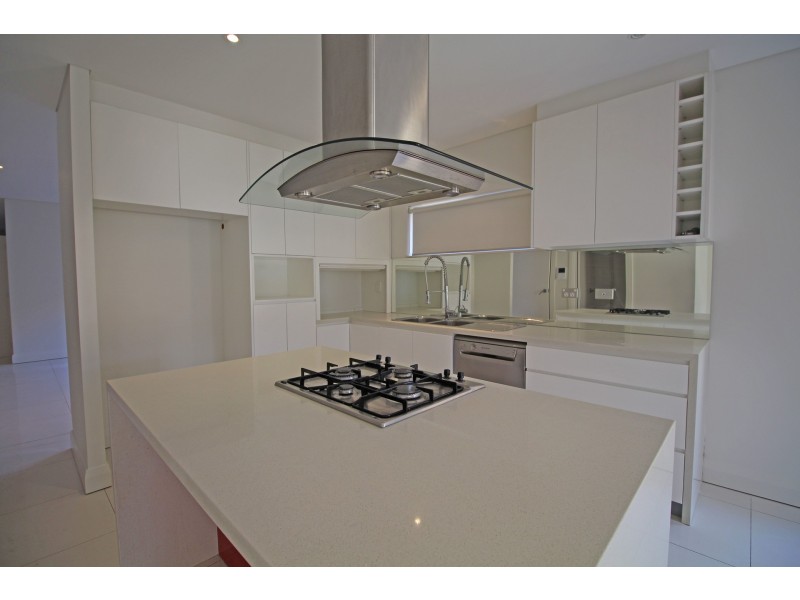 8 Alto Street, South Wentworthville NSW 2145