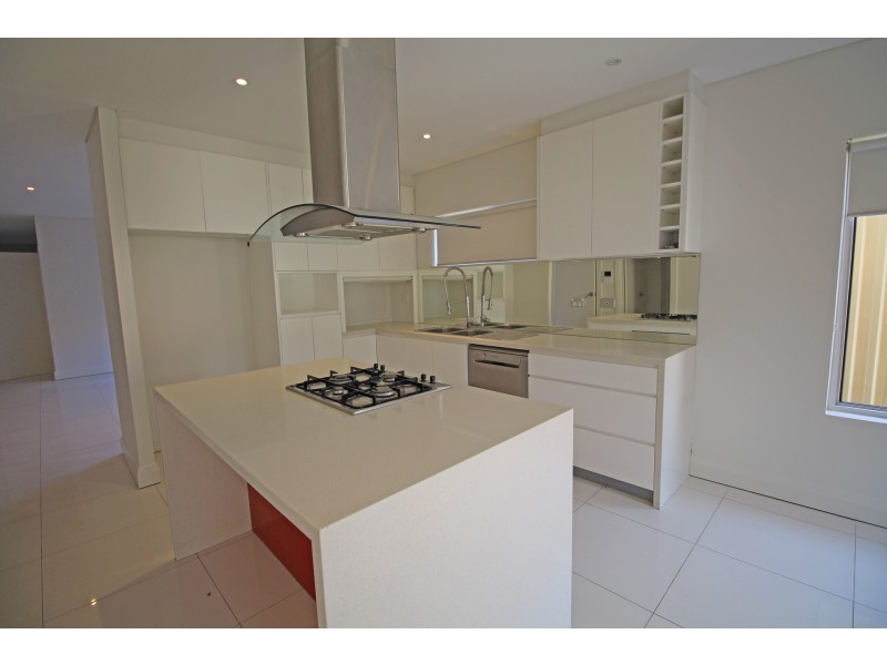 8 Alto Street, South Wentworthville NSW 2145