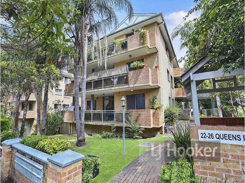12/22-26 Queens Road, Westmead NSW 2145