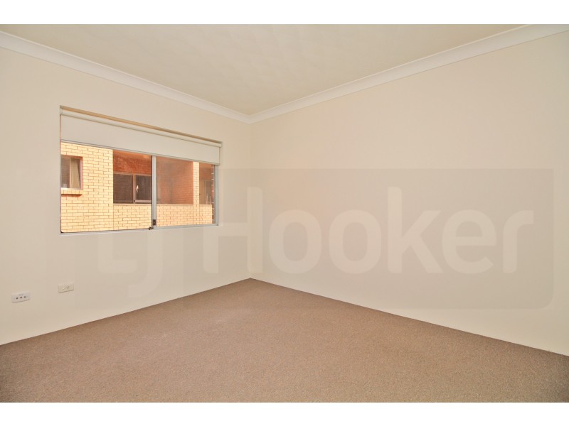 1/8 Central Avenue, Westmead NSW 2145