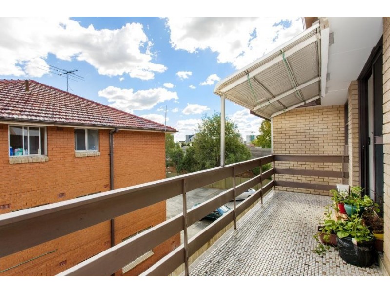 8/11 Brisbane Street, Harris Park NSW 2150