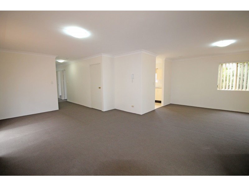 2/8 Jessie Street, Westmead NSW 2145