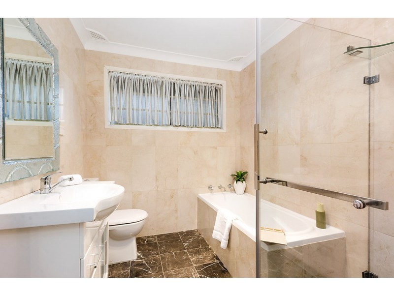 30 Mulheron Avenue, Baulkham Hills NSW 2153