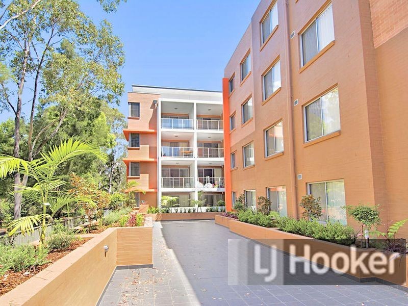 35-37 Darcy Road, Westmead NSW 2145