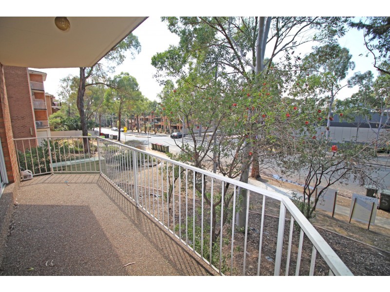 2/107 Lane Street, Wentworthville NSW 2145
