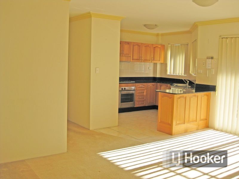 10 Caroline Street, Westmead NSW 2145