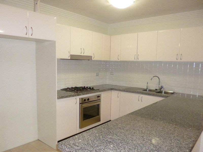 10/1A James Street, Baulkham Hills NSW 2153