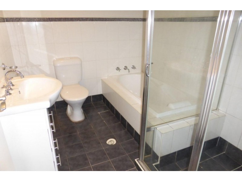 4/21-29 Third Avenue, Blacktown NSW 2148