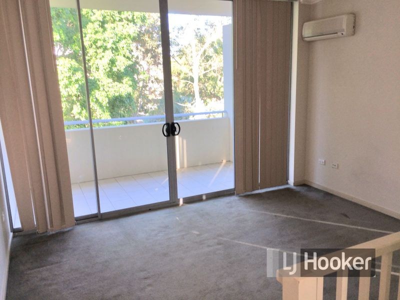 2a-6 Lydbrook Street, Westmead NSW 2145