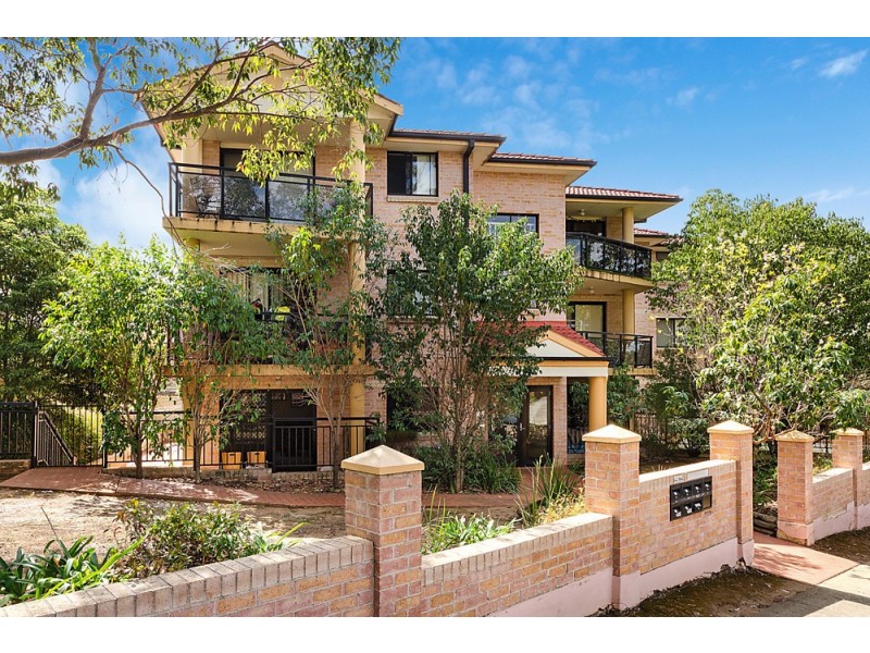 1/79-81 Railway Street, Granville NSW 2142