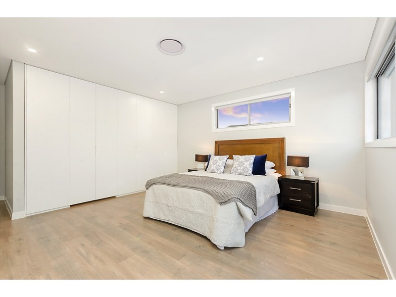 44 Hawksview Street, Guildford NSW 2161