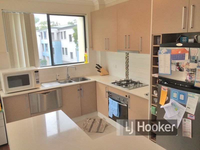 40-42 Lydbrook Street, Westmead NSW 2145