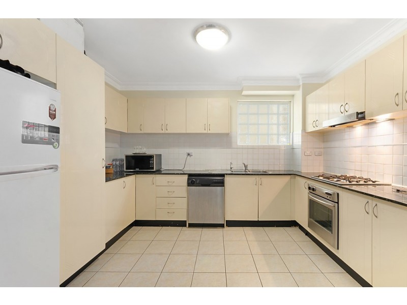 701/91A-101 Bridge Road, Westmead NSW 2145