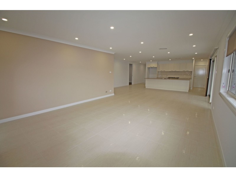 13 John-Tibbett Way, Kellyville NSW 2155