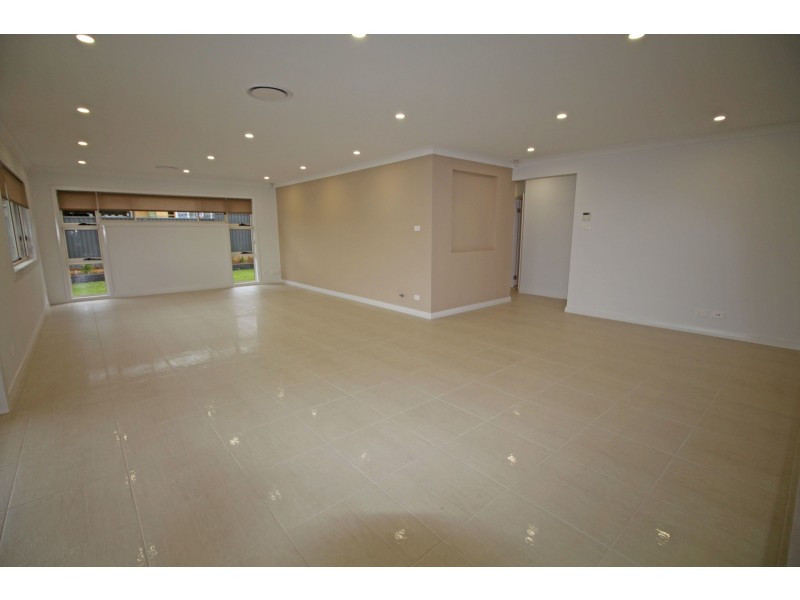 13 John-Tibbett Way, Kellyville NSW 2155