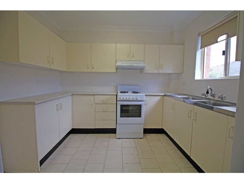 2/8 Jessie Street, Westmead NSW 2145