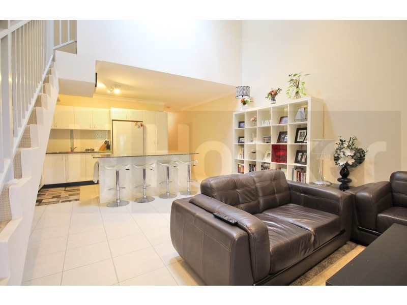 16/35 Penelope Lucas Lane, Rosehill NSW 2142