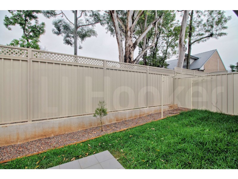 9/166-170 Targo Road, Girraween NSW 2145