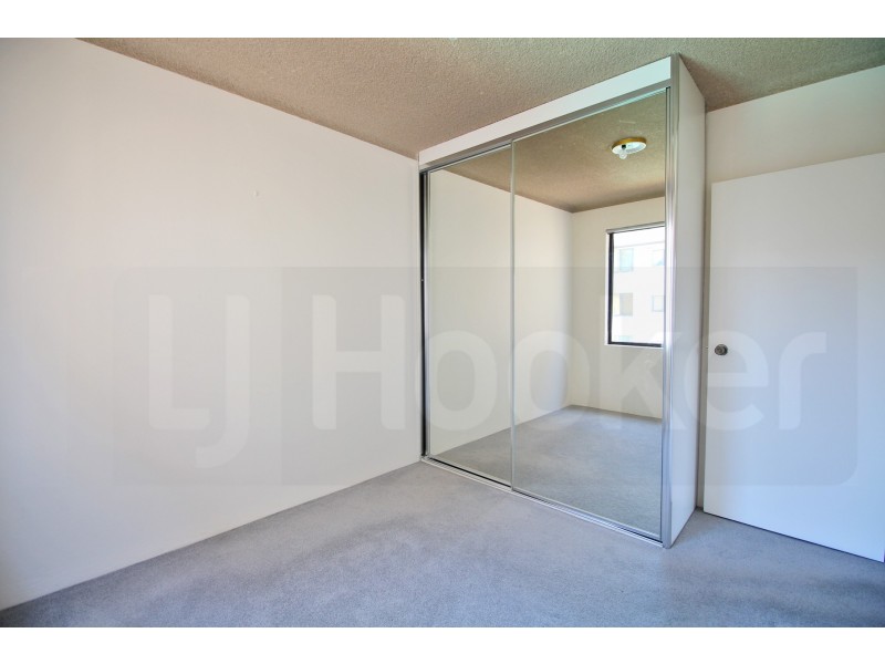 4/35-39 York Street, Fairfield NSW 2165