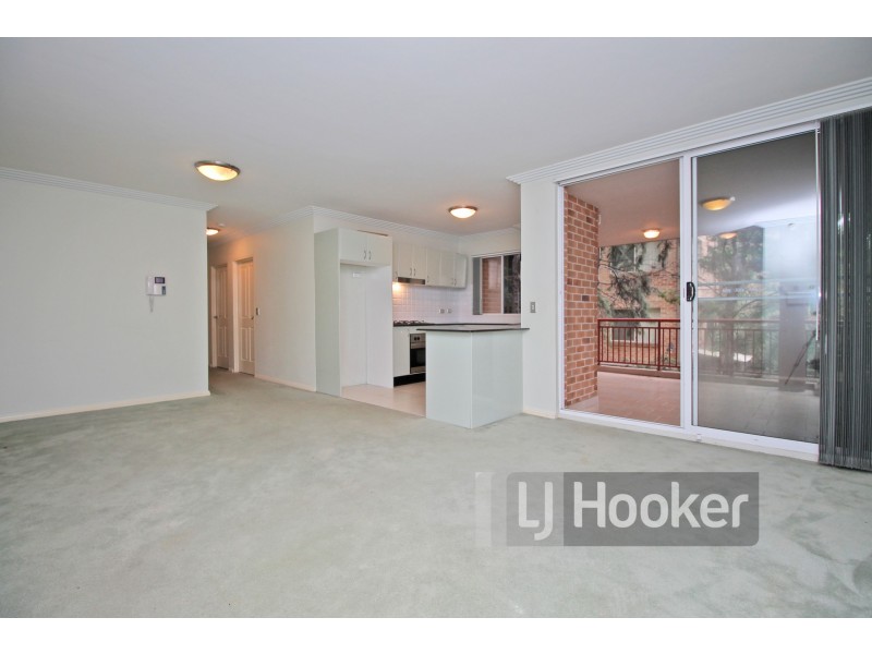 2/31 Moss Place, Westmead NSW 2145