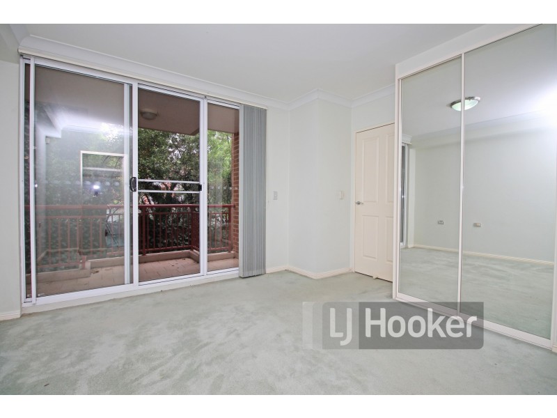 2/31 Moss Place, Westmead NSW 2145