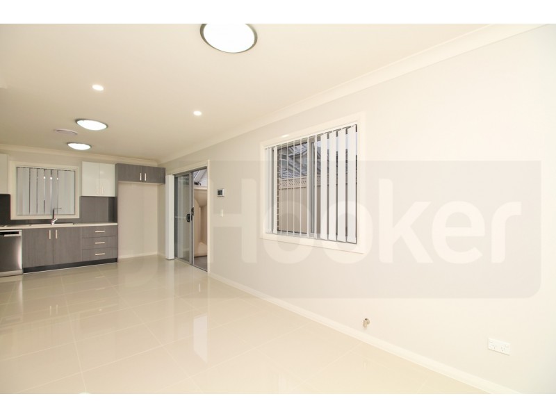 9/166-170 Targo Road, Girraween NSW 2145