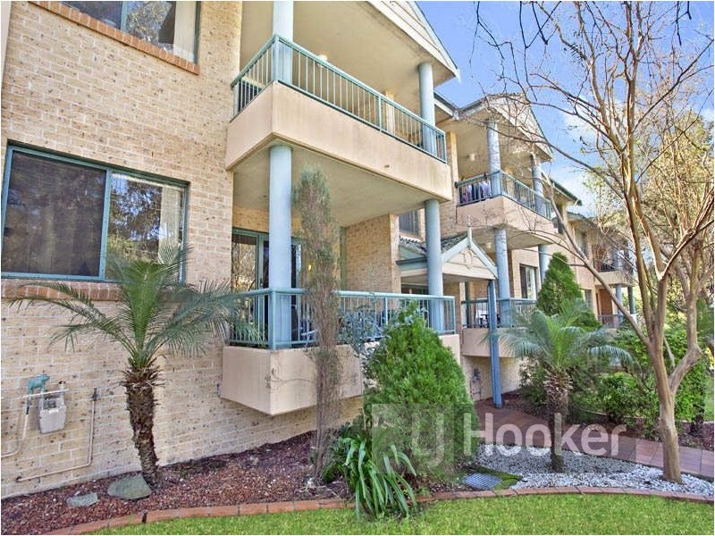 8/13-17 Bailey Street, Westmead NSW 2145
