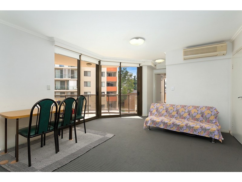 96/13-15 Hassall Street, Parramatta NSW 2150