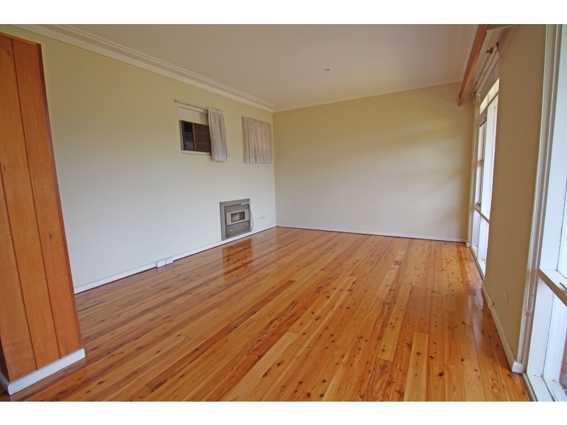 8 Immarna Place, Oatlands NSW 2117