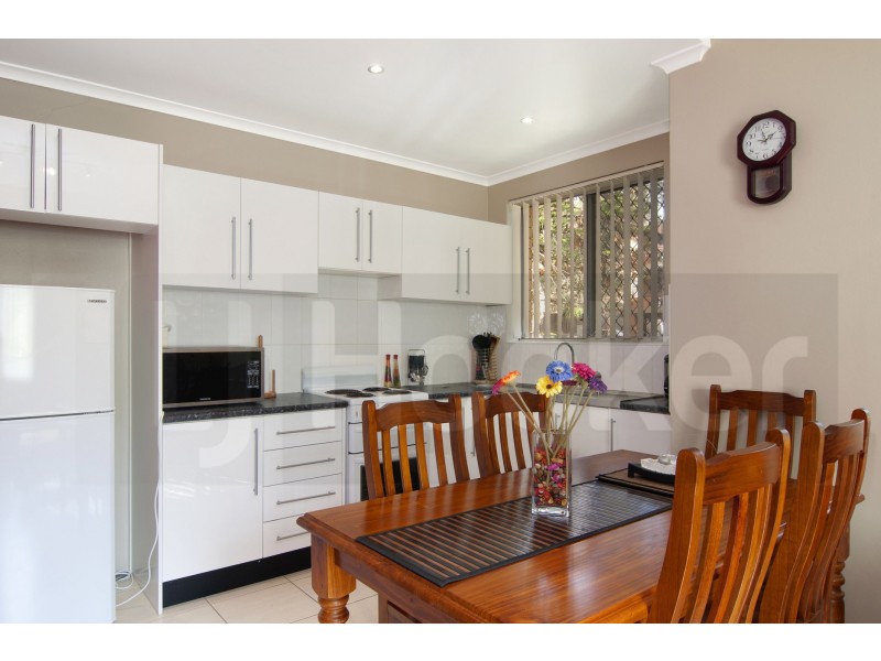 2/31 Helen Street, Westmead NSW 2145