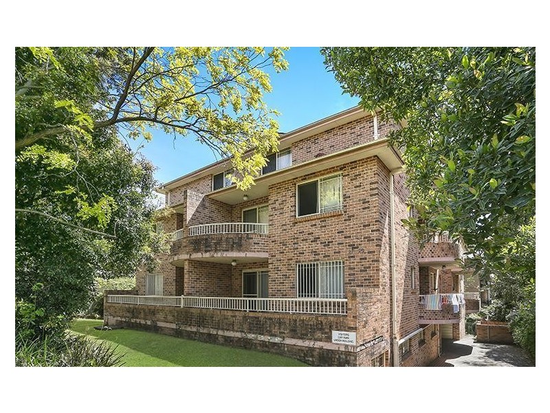 8/27-29 Bailey Street, Westmead NSW 2145