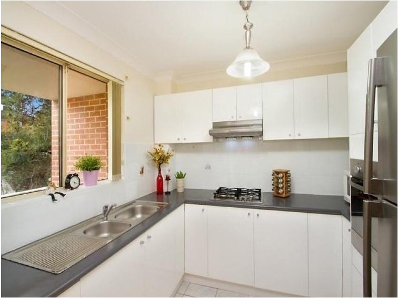 8/4-6 Wigram Street, Harris Park NSW 2150