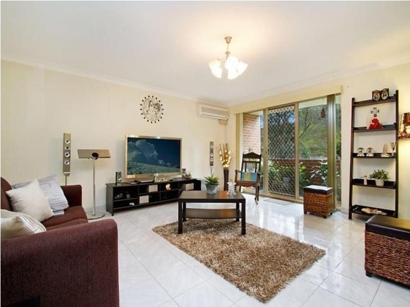 8/4-6 Wigram Street, Harris Park NSW 2150