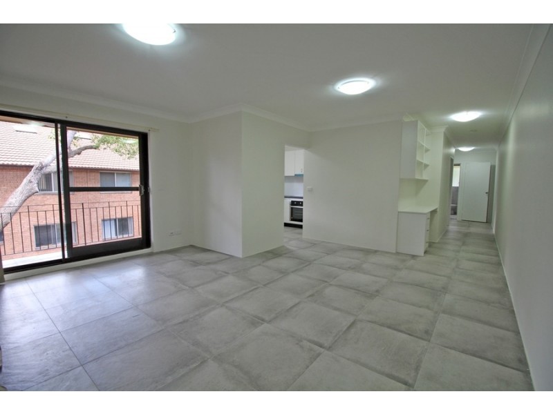 5/209 Hawkesbury Road, Westmead NSW 2145