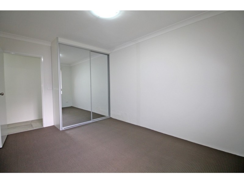 5/209 Hawkesbury Road, Westmead NSW 2145