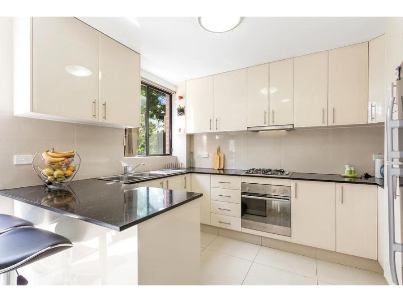 2/53 Lower Mount Street, Wentworthville NSW 2145