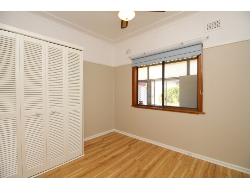 23 Scott Street, Toongabbie NSW 2146