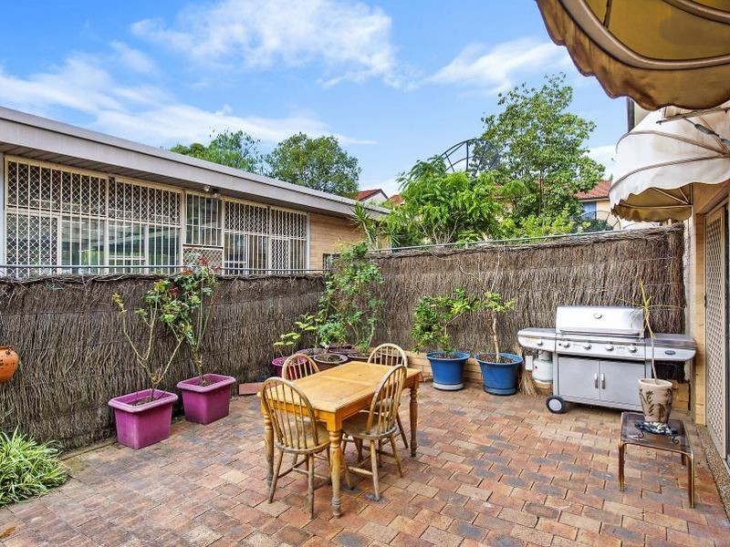1 Reid Avenue, Westmead NSW 2145