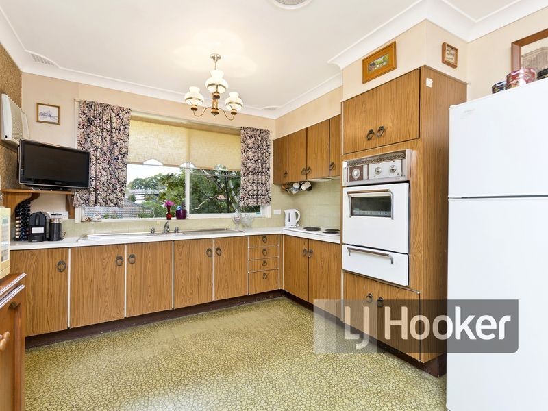 4 Mills Avenue, North Rocks NSW 2151