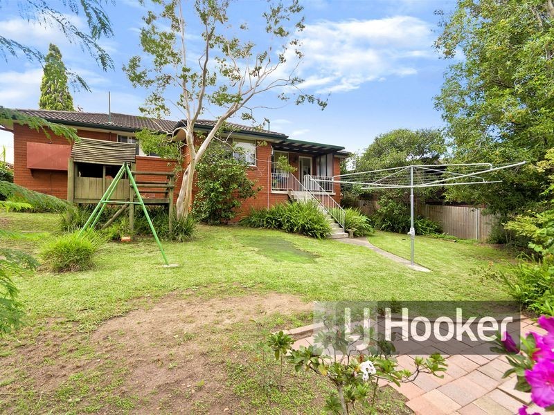 4 Mills Avenue, North Rocks NSW 2151