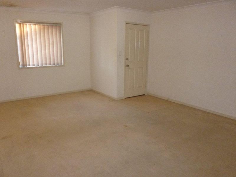 37 Binalong Road, Pendle Hill NSW 2145