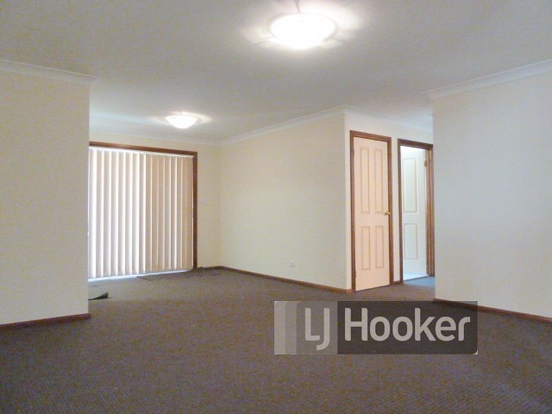 7 Burton Avenue, Northmead NSW 2152