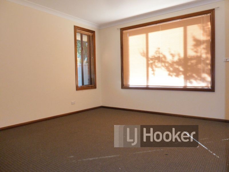 7 Burton Avenue, Northmead NSW 2152
