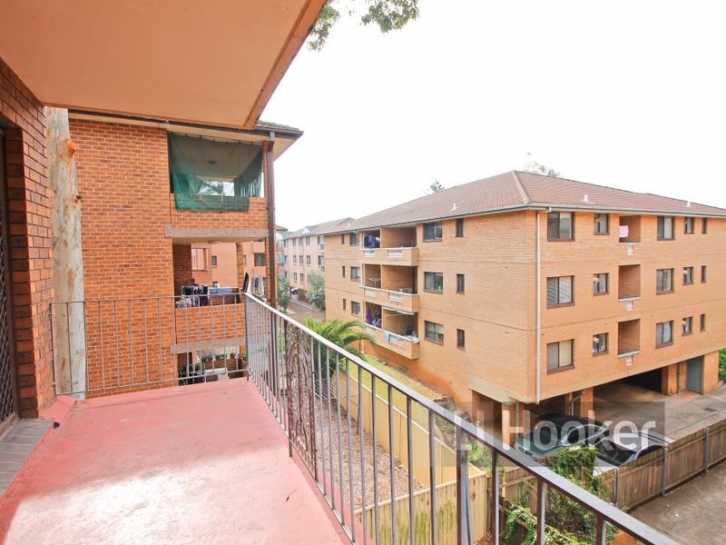 19 Central Avenue, Westmead NSW 2145