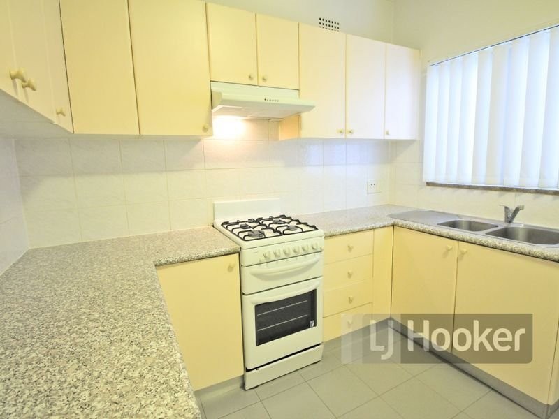 17/74 Hawkesbury Road, Westmead NSW 2145