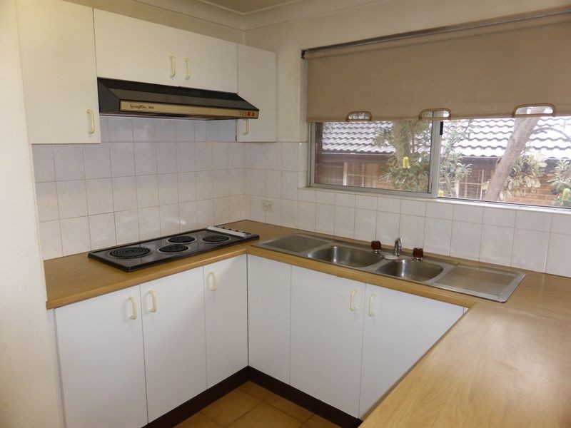 34 Park Avenue, Westmead NSW 2145