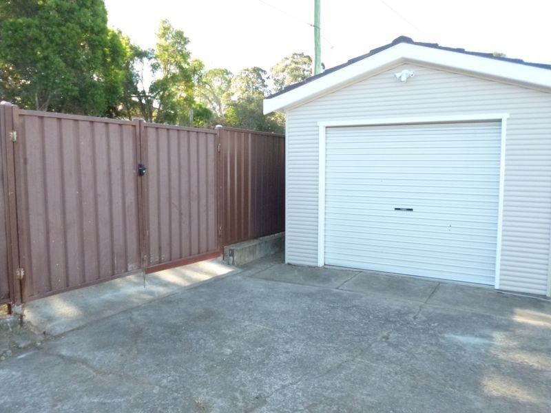 18 Jones Street, Pendle Hill NSW 2145