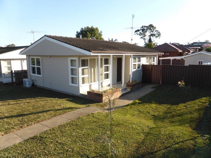 18 Jones Street, Pendle Hill NSW 2145