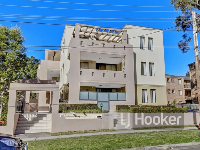 40-42 Lydbrook Street, Westmead NSW 2145
