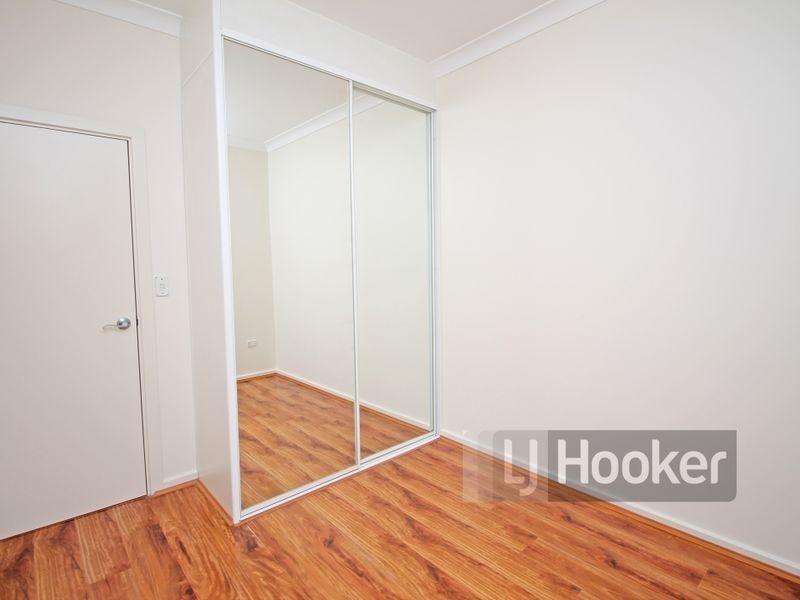 40-42 Lydbrook Street, Westmead NSW 2145